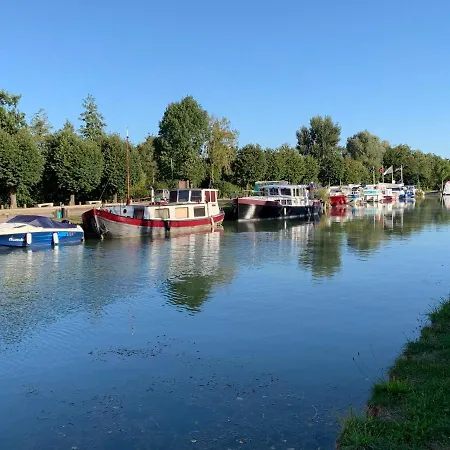 Alpehytte Au Bord De La Somme Hem-Monacu